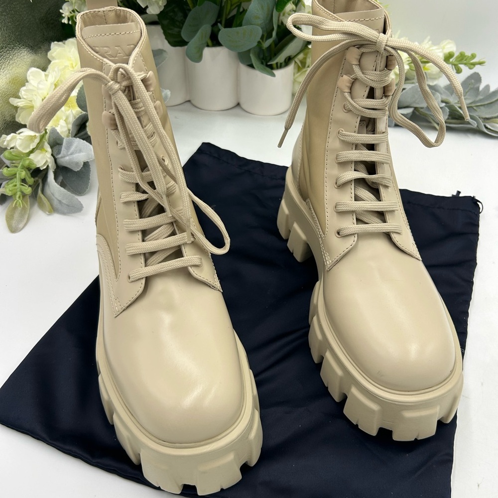 Women's Prada MONOLITH brushed leather boots size 39 made in Italy - Picture 11 of 13